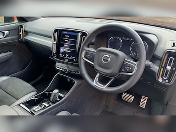 Used Volvo XC40 2021 for sale - 76824561: Photo