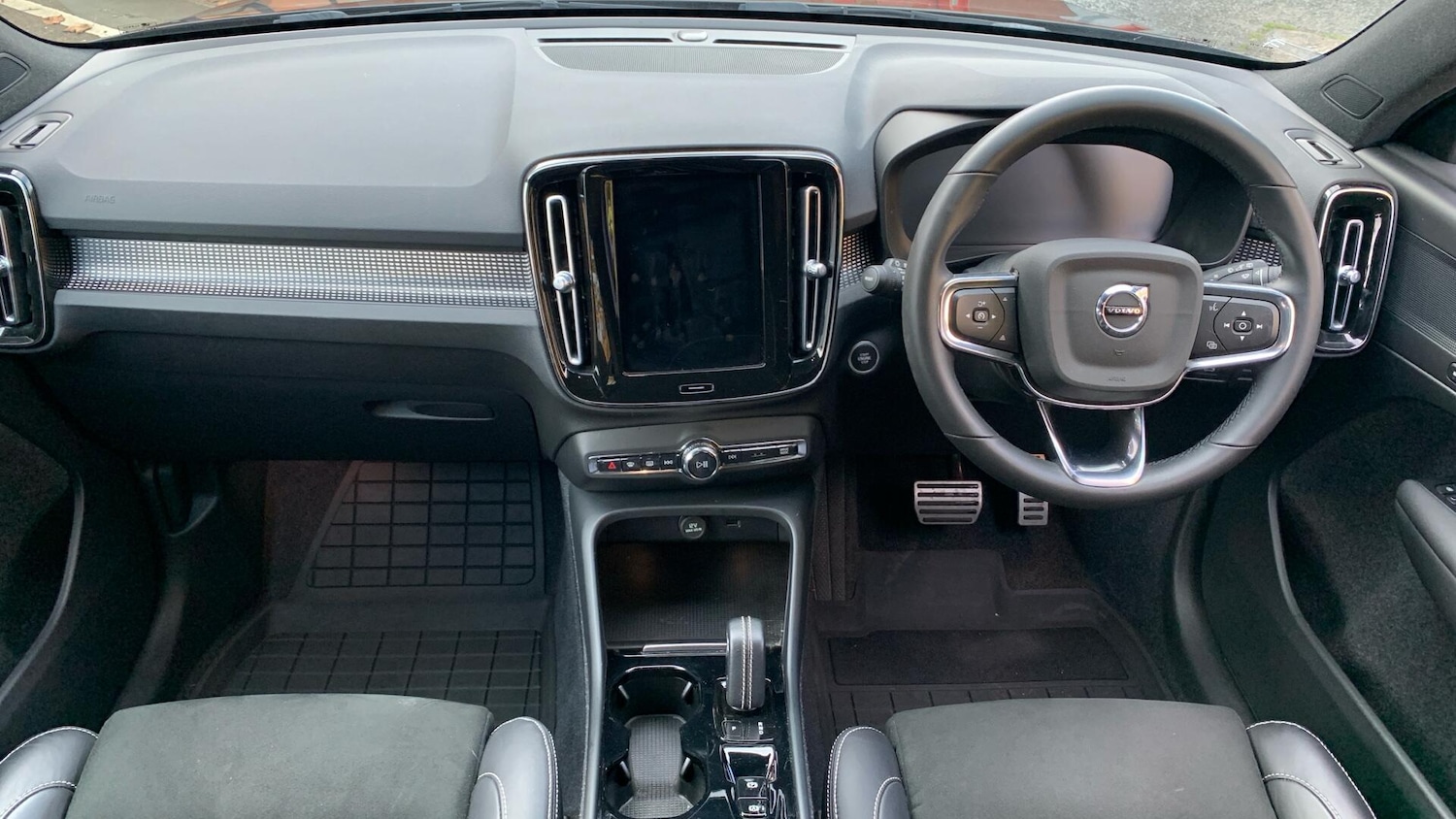 Used Volvo XC40 2021 for sale - 76824561: Photo 5