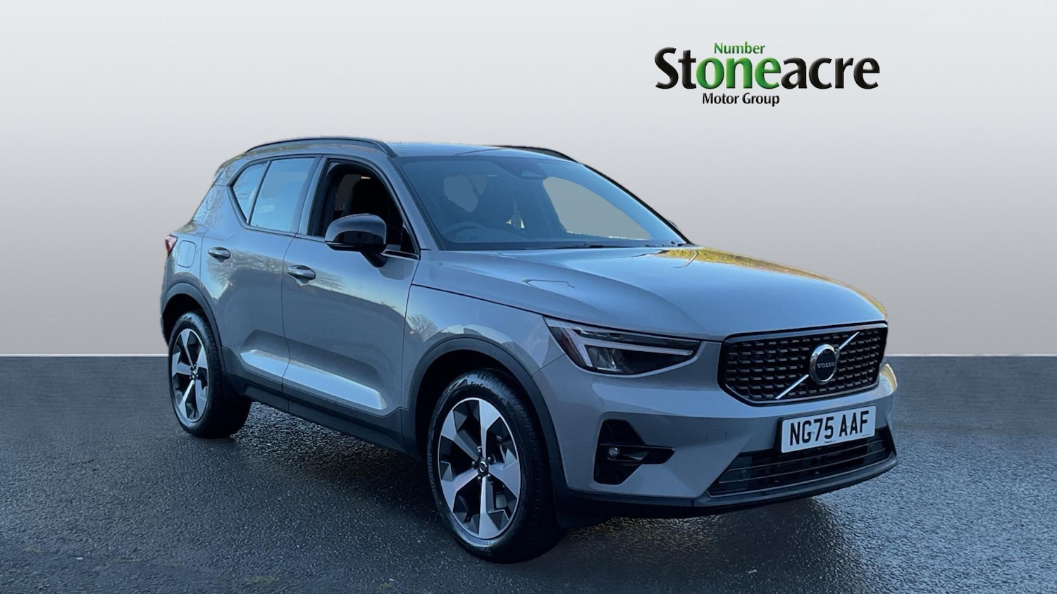 Used Volvo XC40 2025 for sale - 76832392: Photo 1