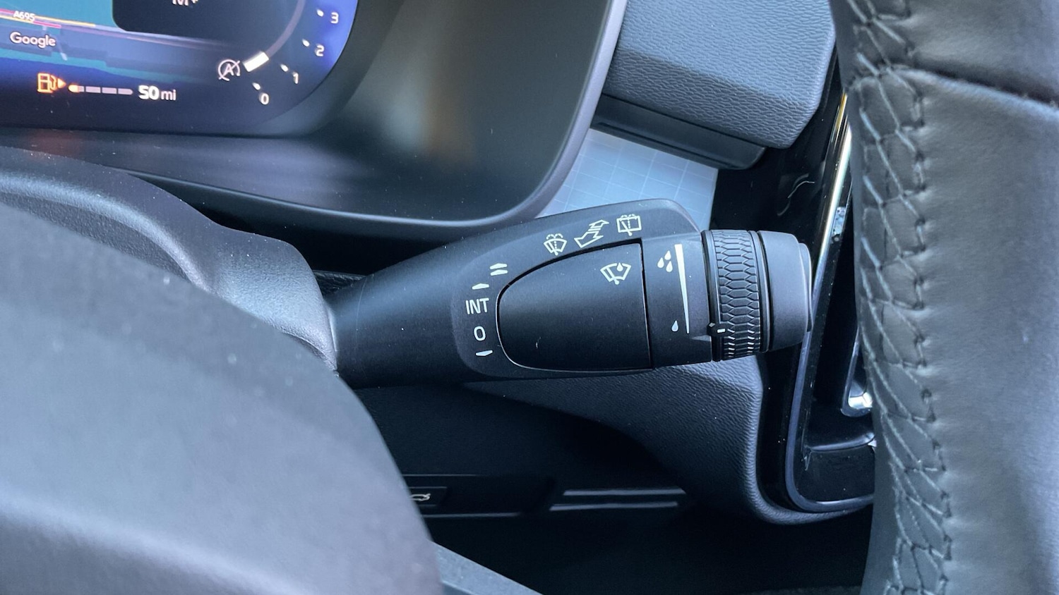 Used Volvo XC40 2025 for sale - 76832392: Photo 23