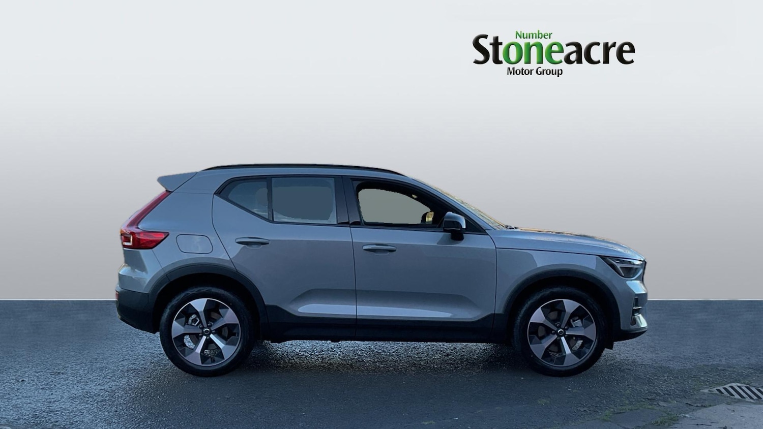Used Volvo XC40 2025 for sale - 76832392: Photo 3