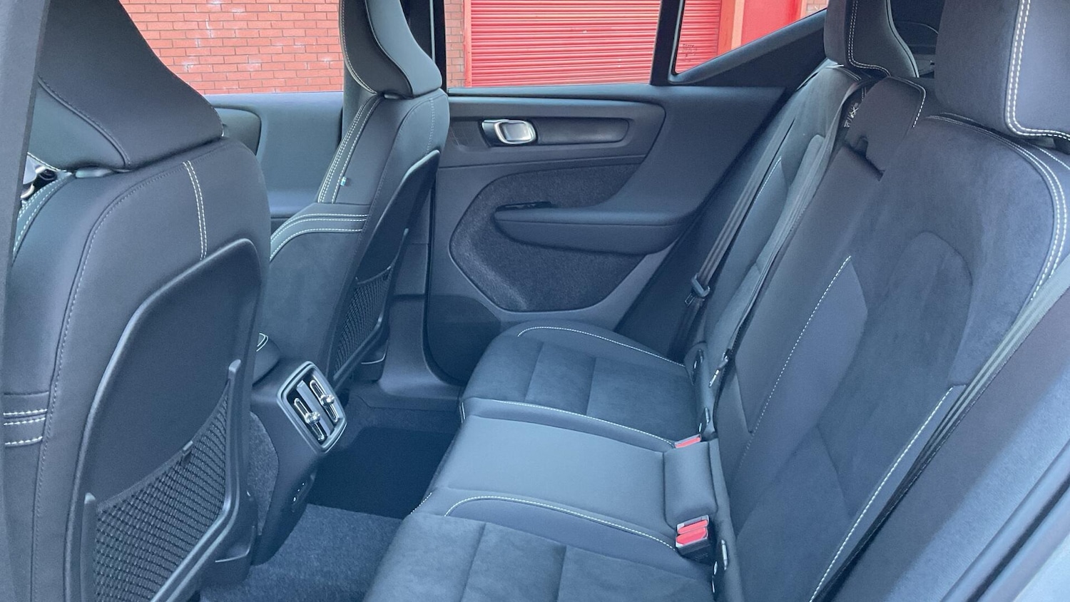 Used Volvo XC40 2025 for sale - 76832392: Photo 33