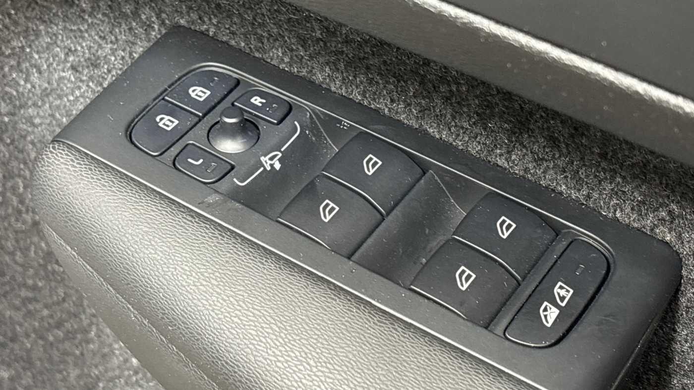 Used Volvo XC40 2024 for sale - 77101948: Photo 18