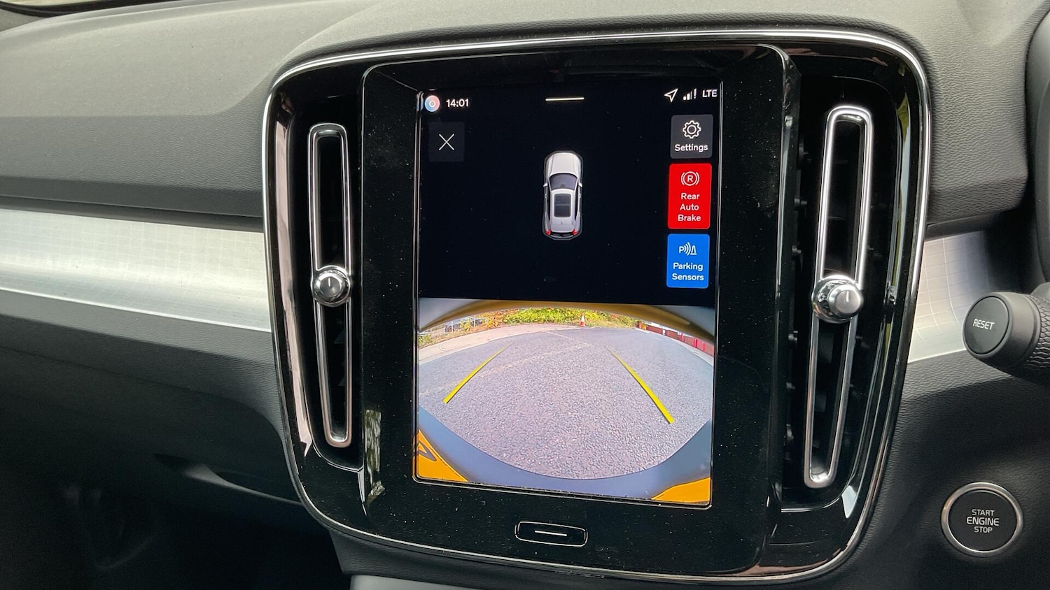 Used Volvo XC40 2025 for sale - 76823425: Photo 20