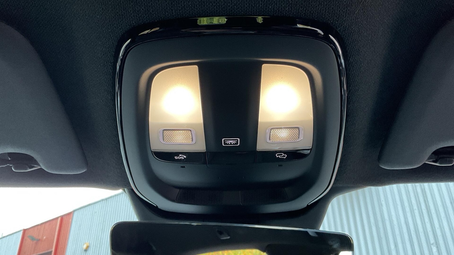 Used Volvo XC40 2025 for sale - 76823425: Photo 29