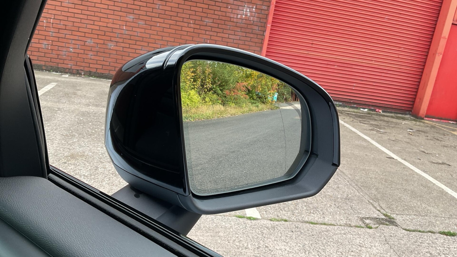 Used Volvo XC40 2025 for sale - 76823425: Photo 33