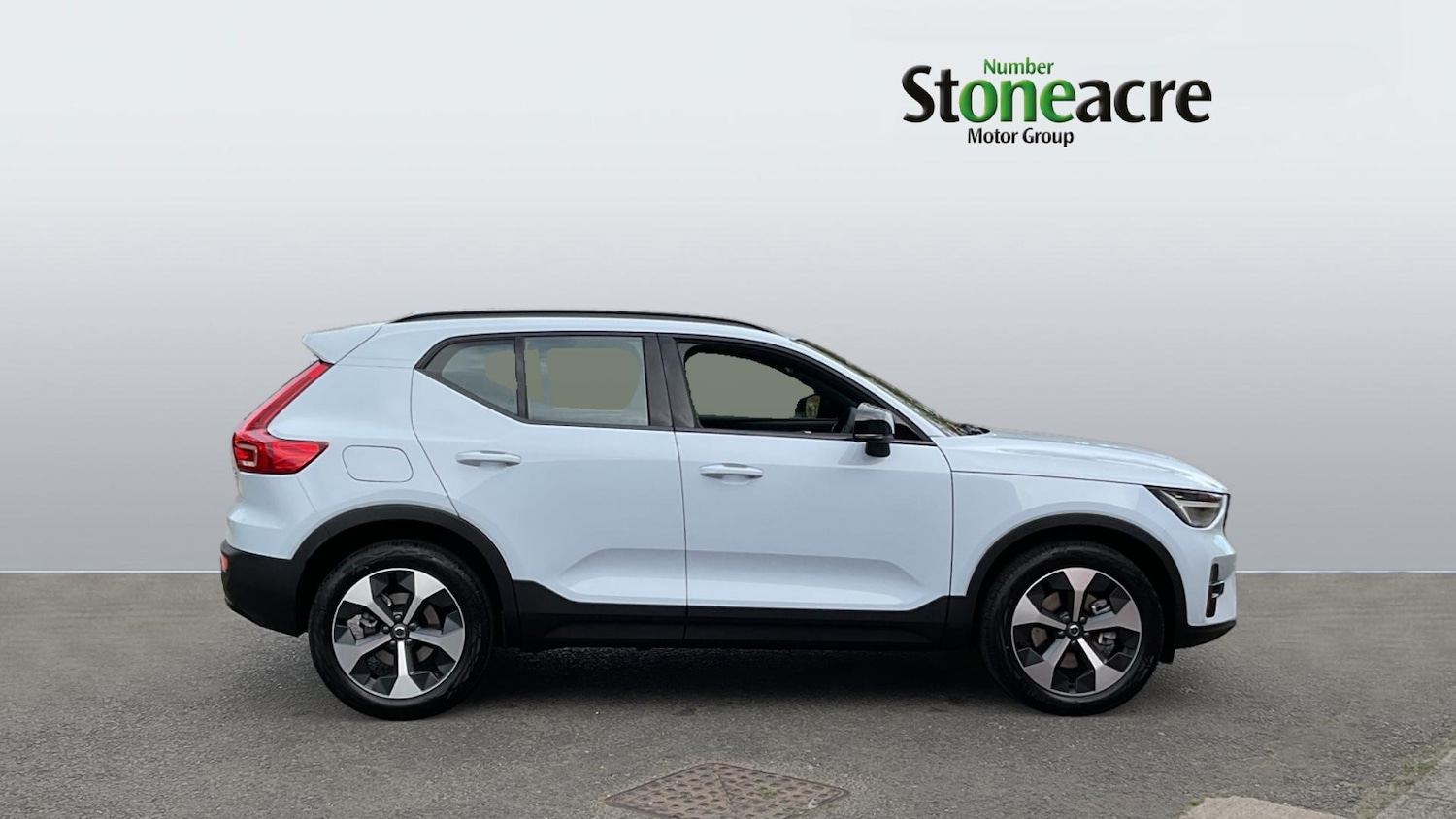 Used Volvo XC40 2025 for sale - 76823425: Photo 4