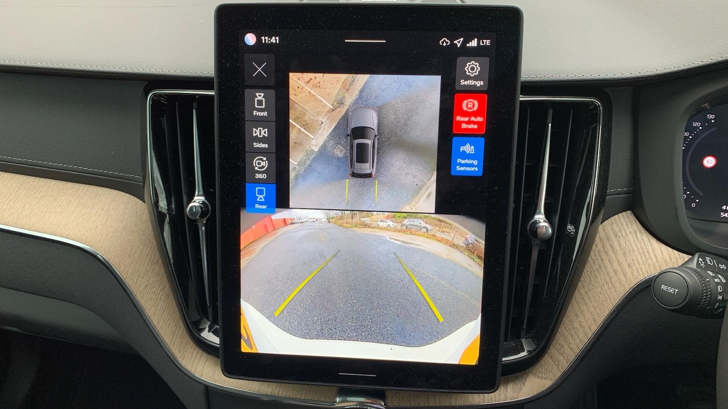 Used Volvo XC60 for sale - 78072924: Photo 19