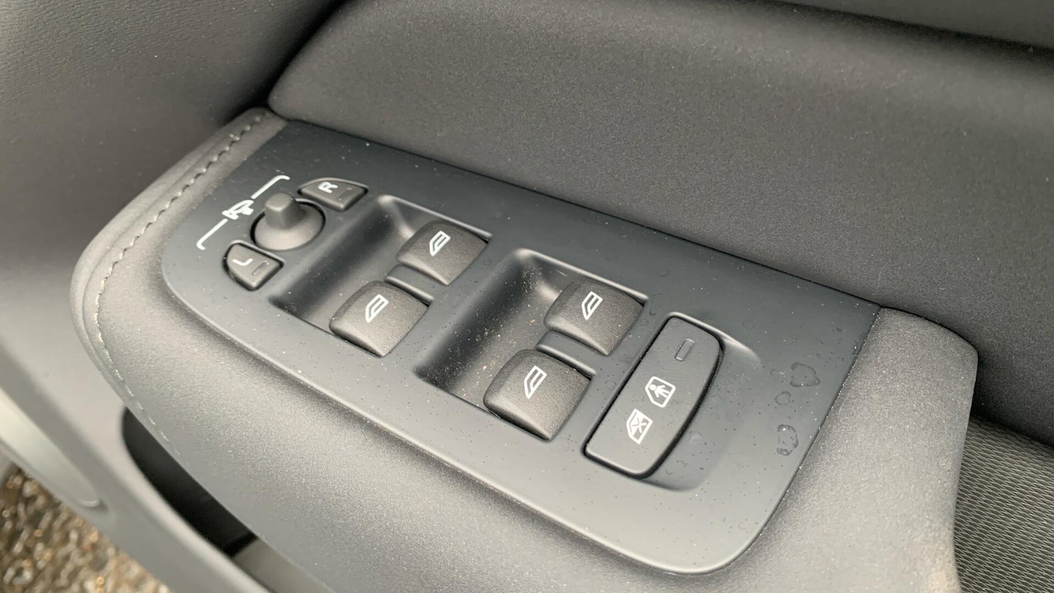 Used Volvo XC60 for sale - 78072924: Photo 24