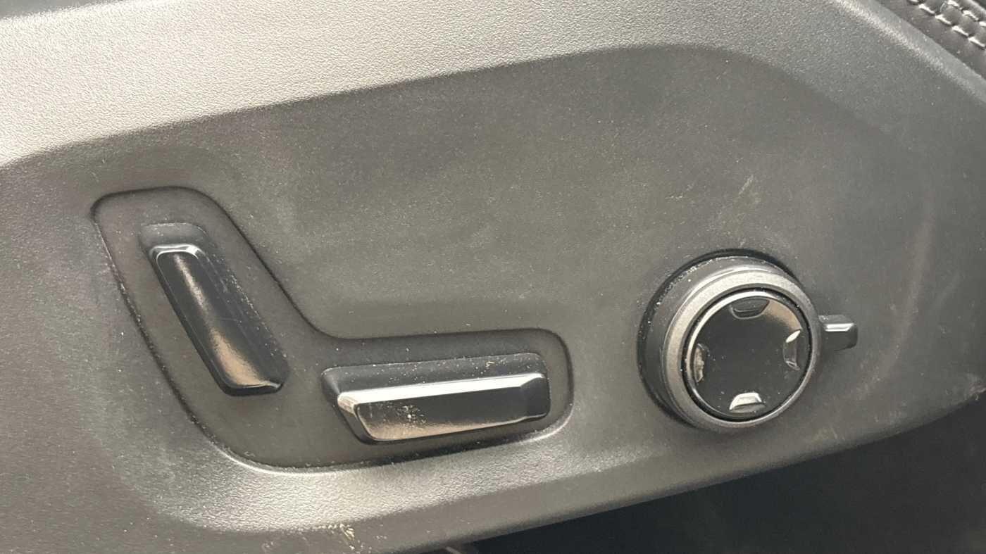 Used Volvo XC60 2025 for sale - 77784096: Photo 18