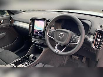 Used Volvo XC40 2026 for sale - 79750830: Photo