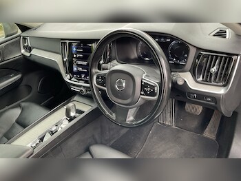 Used Volvo V60 Cross Country 2022 for sale - 78416945: Photo