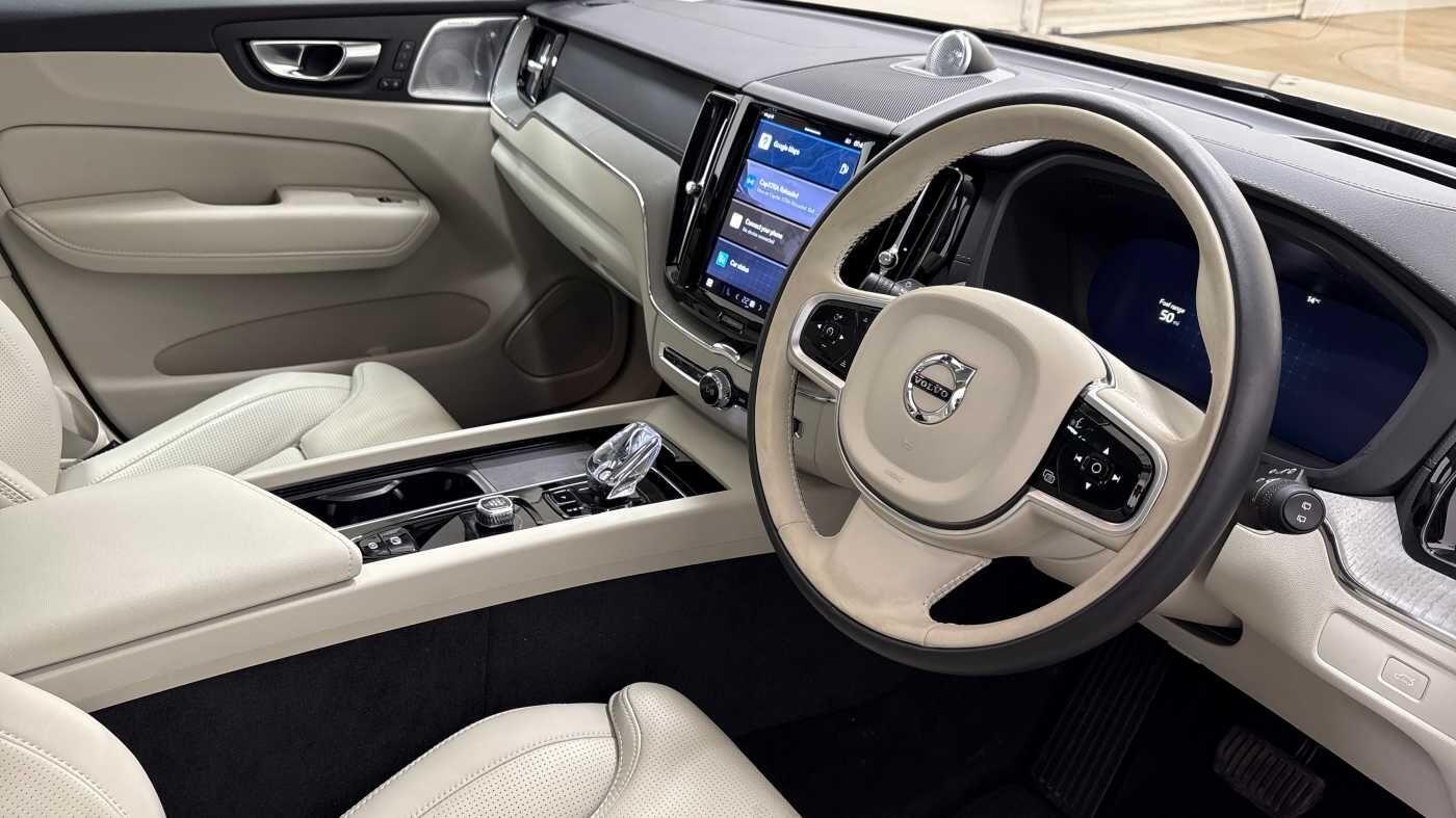 Used Volvo XC60 2025 for sale - 77156783: Photo 40