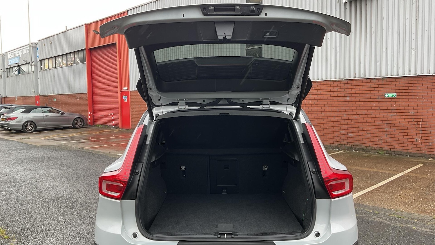 Used Volvo XC40 2021 for sale - 76399233: Photo 14