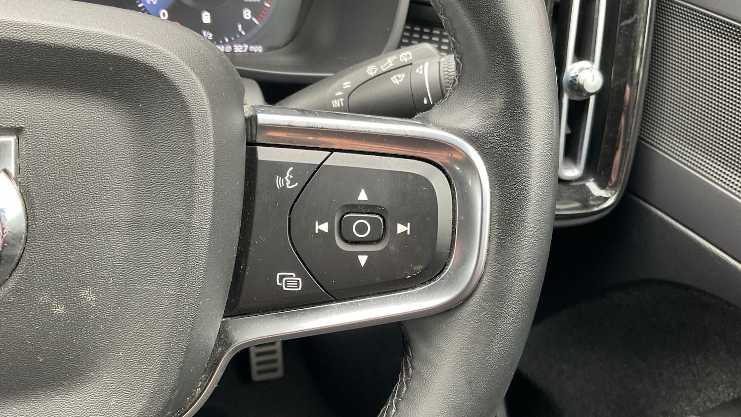 Used Volvo XC40 2021 for sale - 76399233: Photo 23