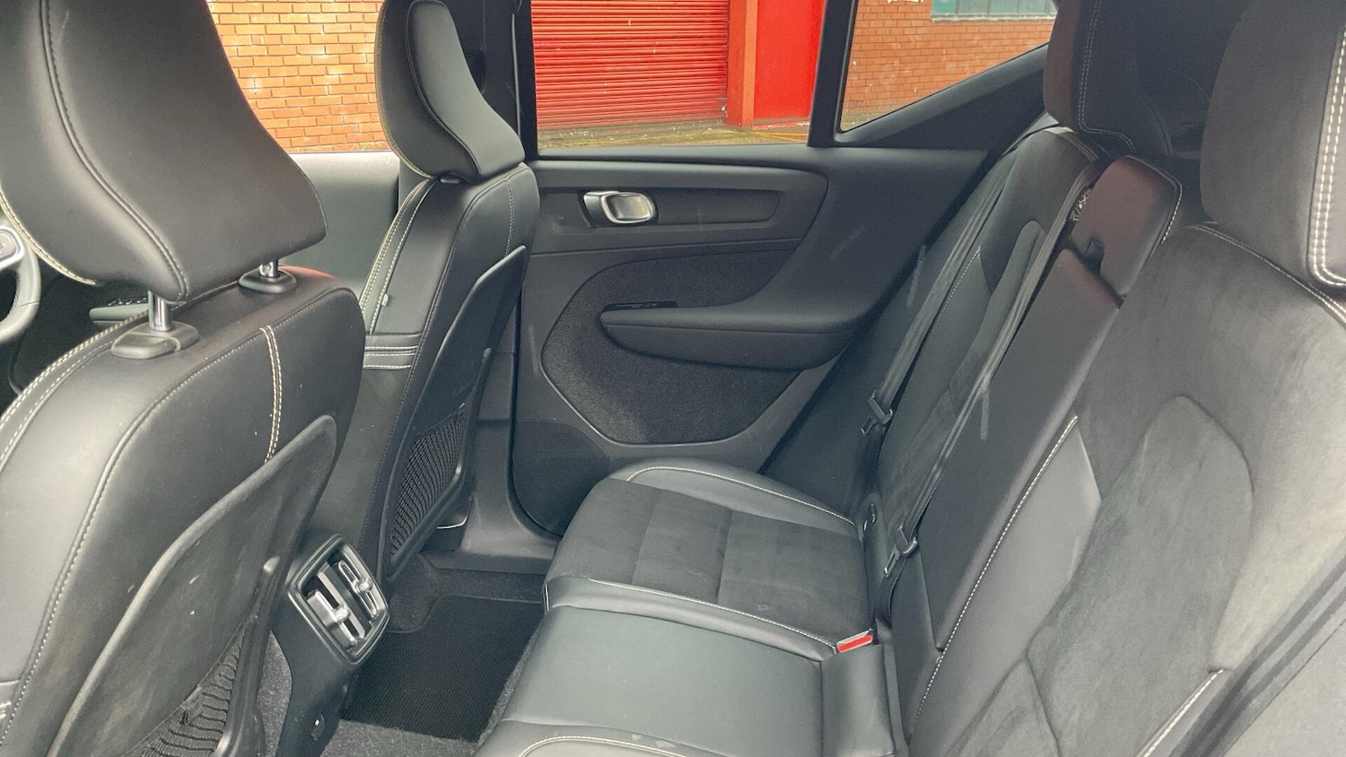 Used Volvo XC40 2021 for sale - 76399233: Photo 34