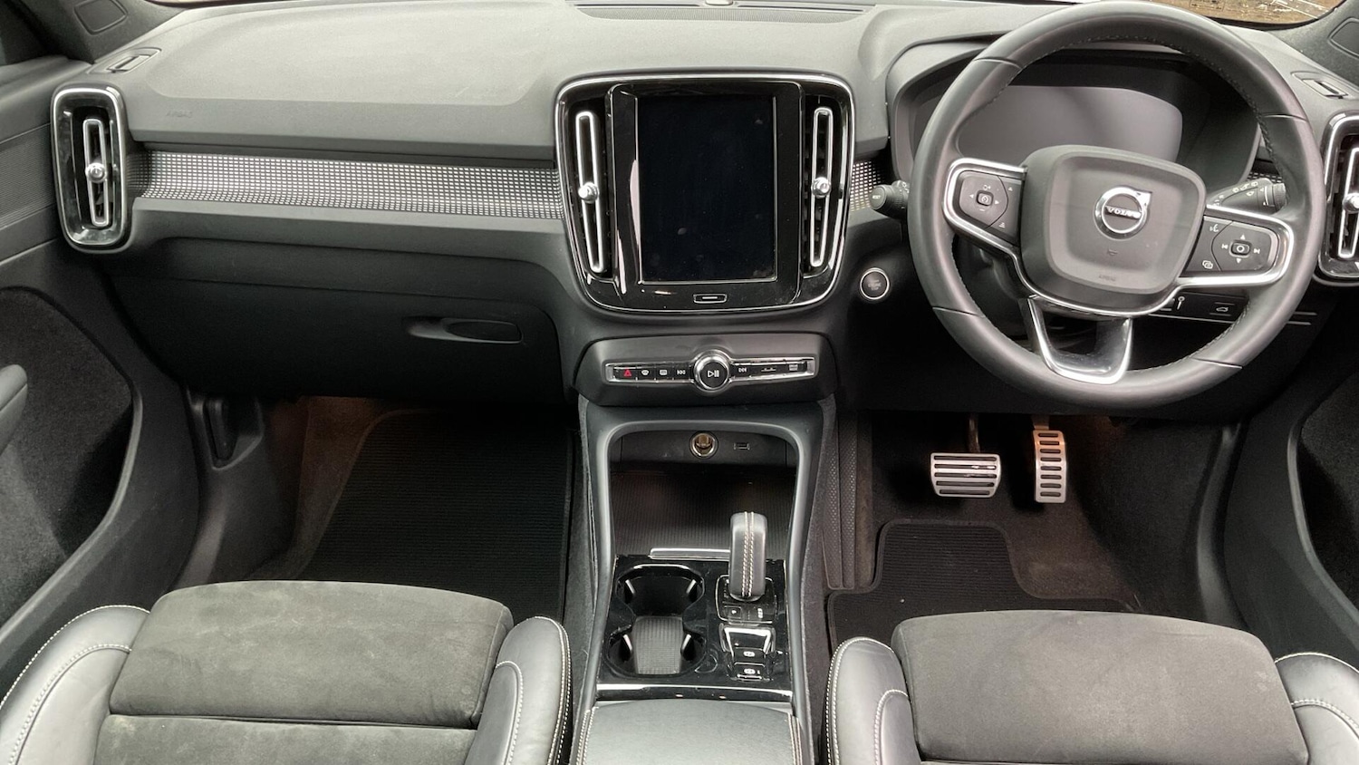 Used Volvo XC40 2021 for sale - 76399233: Photo 6