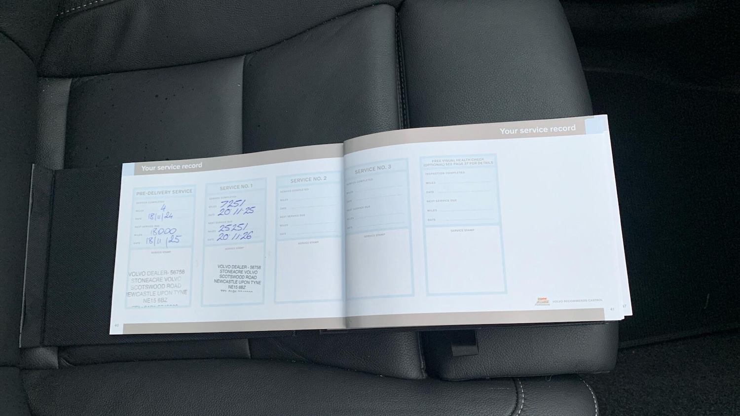 Used Volvo XC40 2024 for sale - 77215750: Photo 15