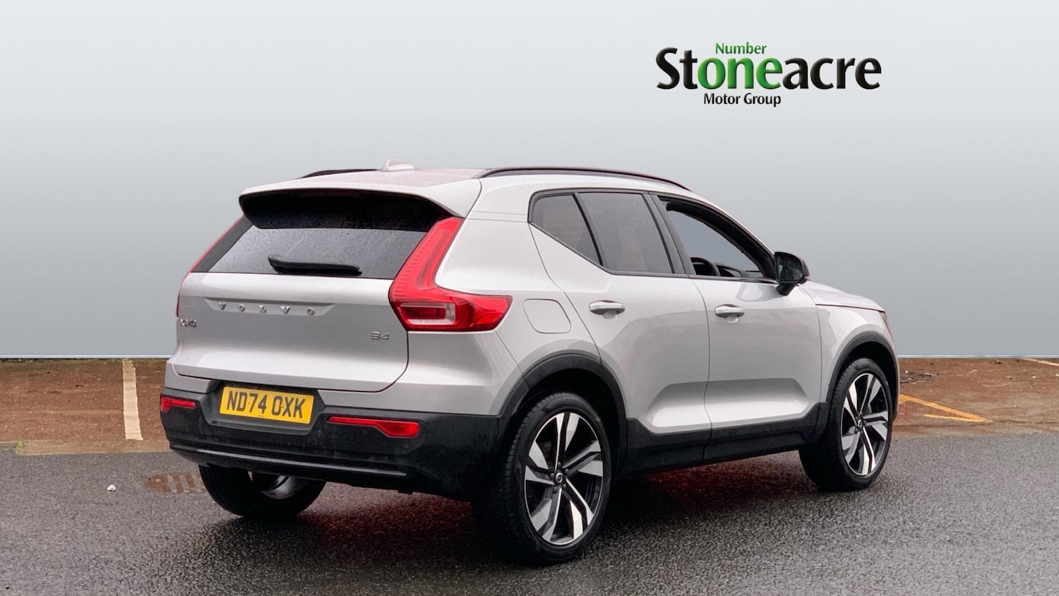 Used Volvo XC40 2024 for sale - 77215750: Photo 2