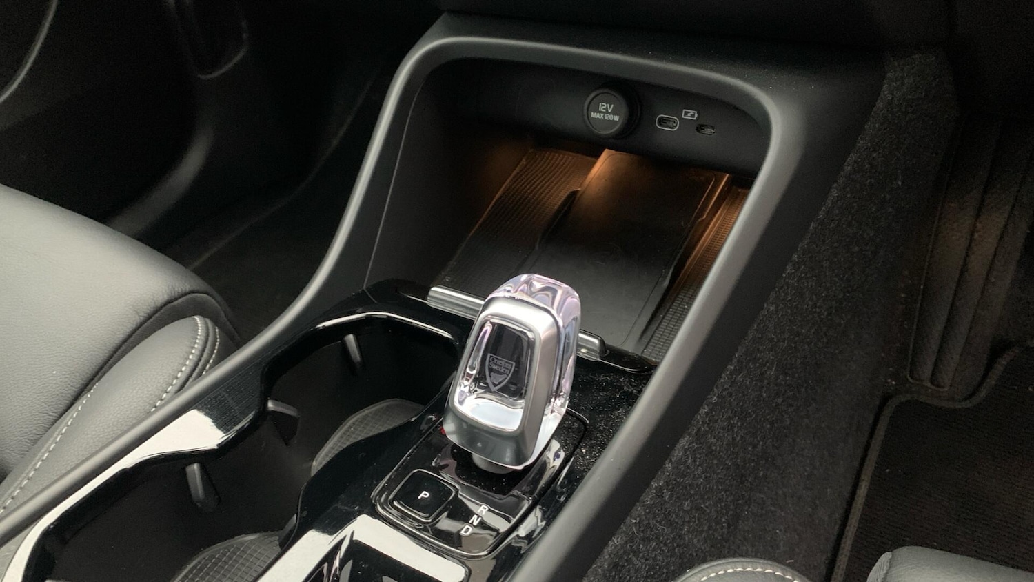 Used Volvo XC40 2024 for sale - 77215750: Photo 26