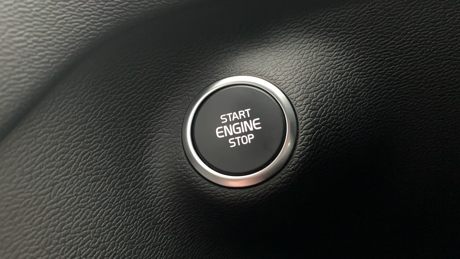 Used Volvo XC40 2024 for sale - 77215750: Photo 27