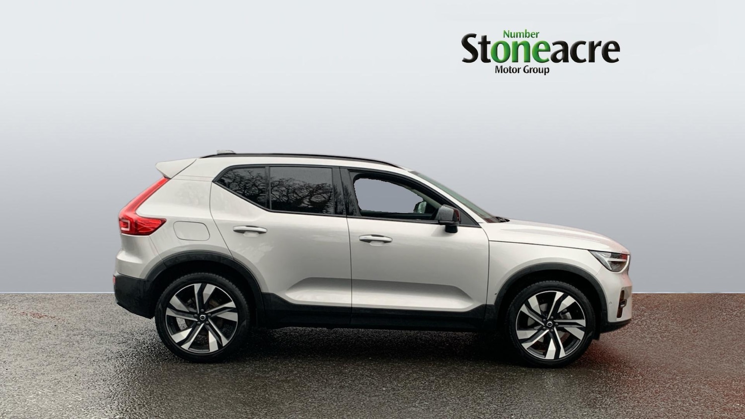 Used Volvo XC40 2024 for sale - 77215750: Photo 3