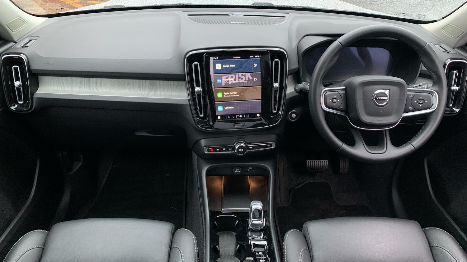 Used Volvo XC40 2024 for sale - 77215750: Photo 5