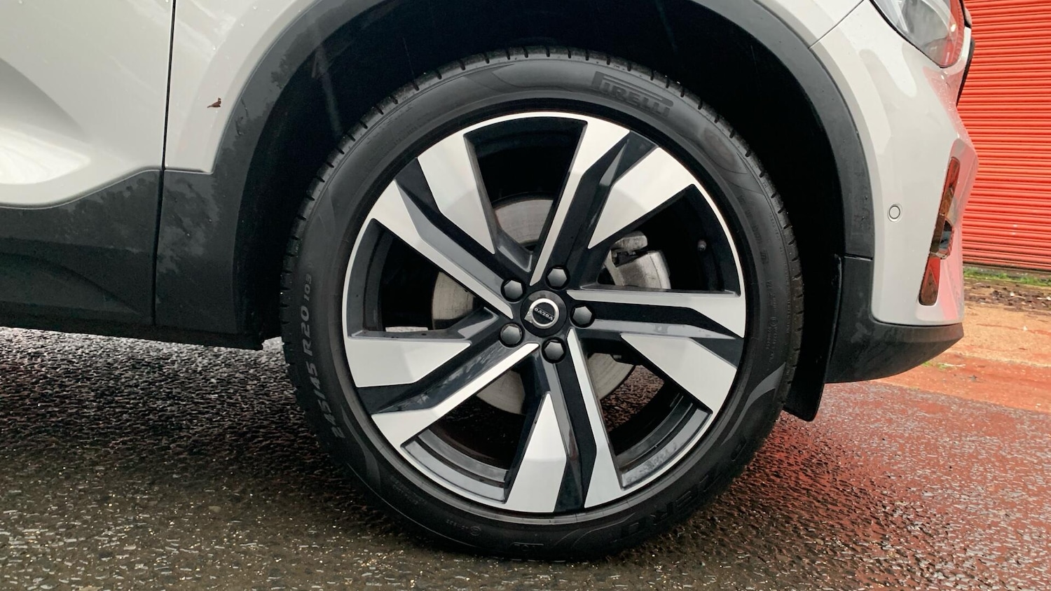 Used Volvo XC40 2024 for sale - 77215750: Photo 9