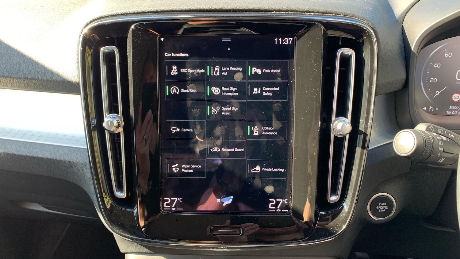 Used Volvo XC40 2021 for sale - 76072031: Photo 17