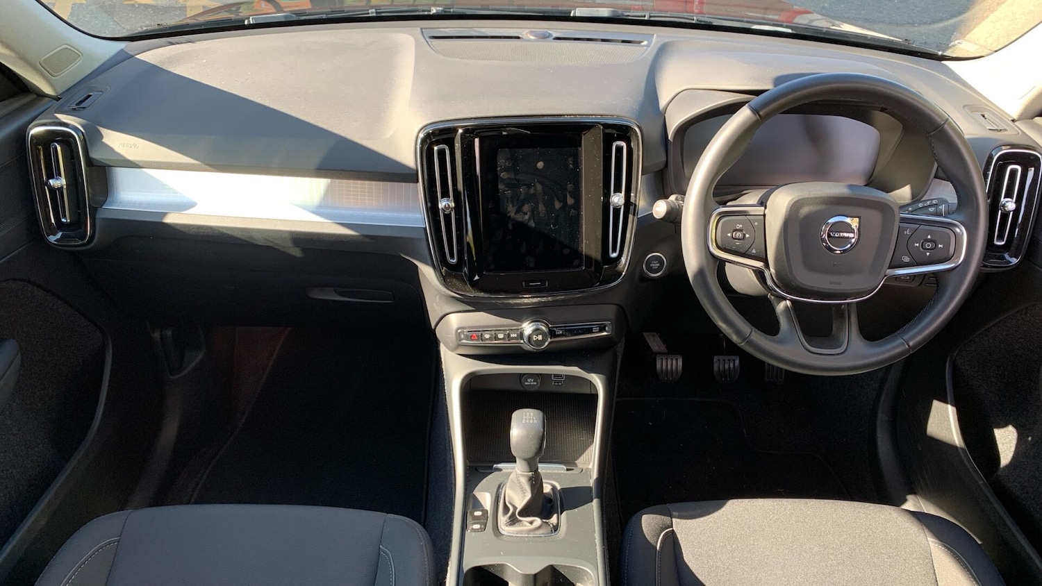Used Volvo XC40 2021 for sale - 76072031: Photo 5
