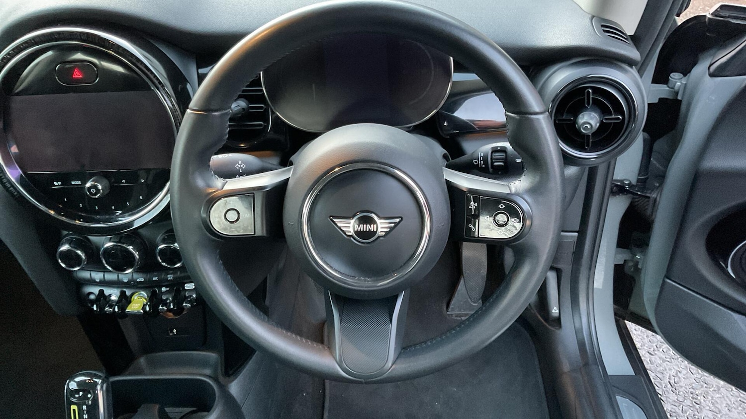 Used MINI Hatch 2022 for sale - 77155937: Photo 10