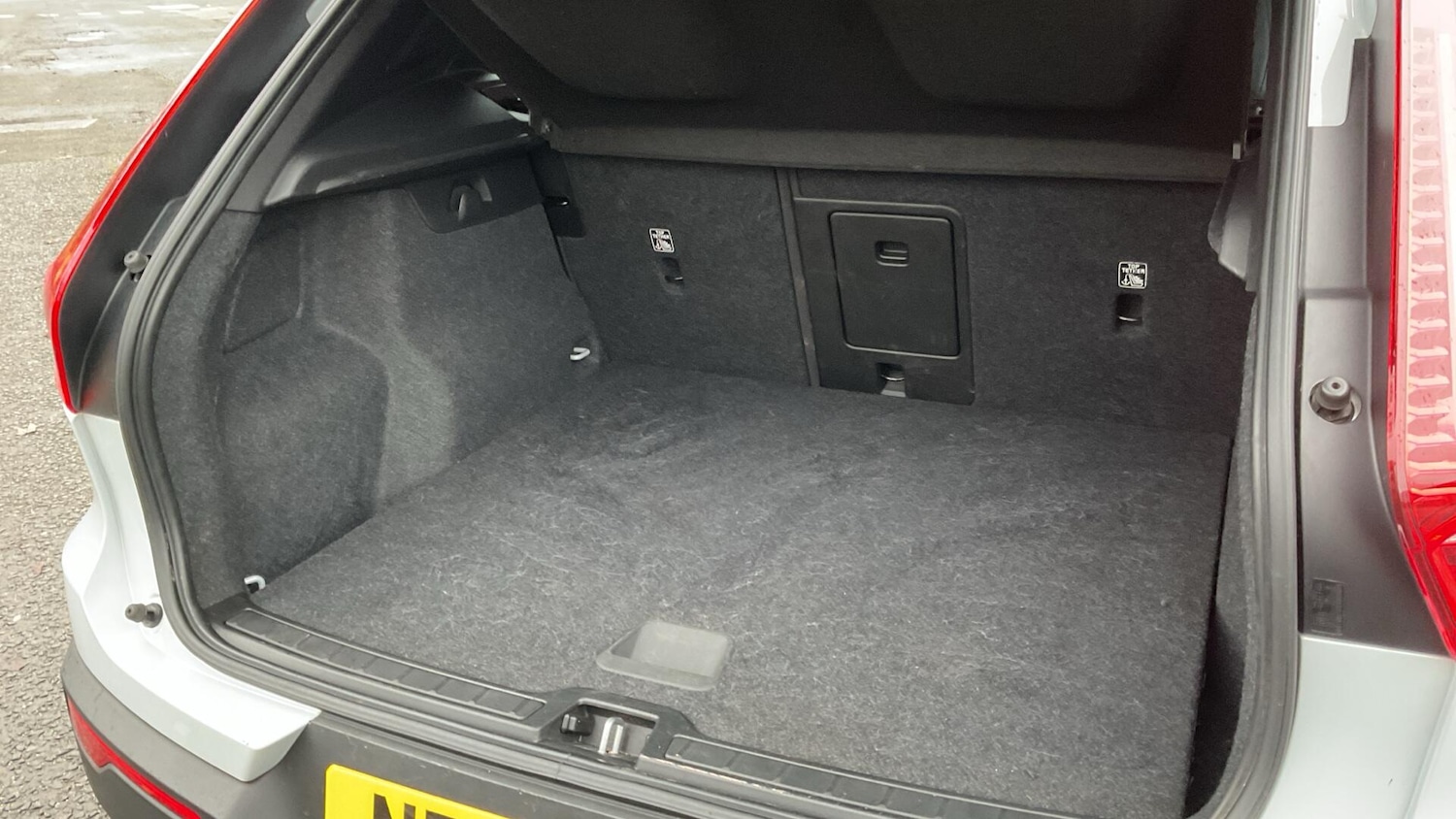 Used Volvo XC40 2021 for sale - 76832254: Photo 32