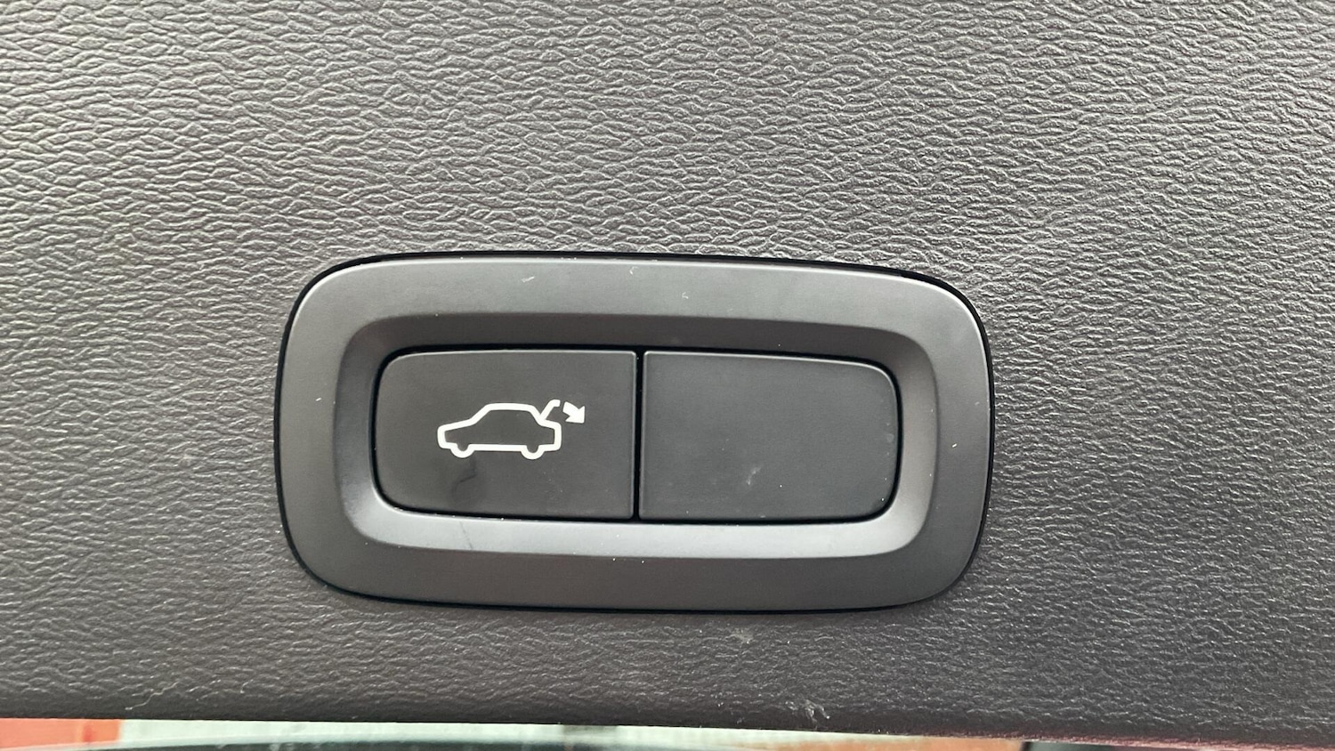 Used Volvo XC40 2021 for sale - 76832254: Photo 35