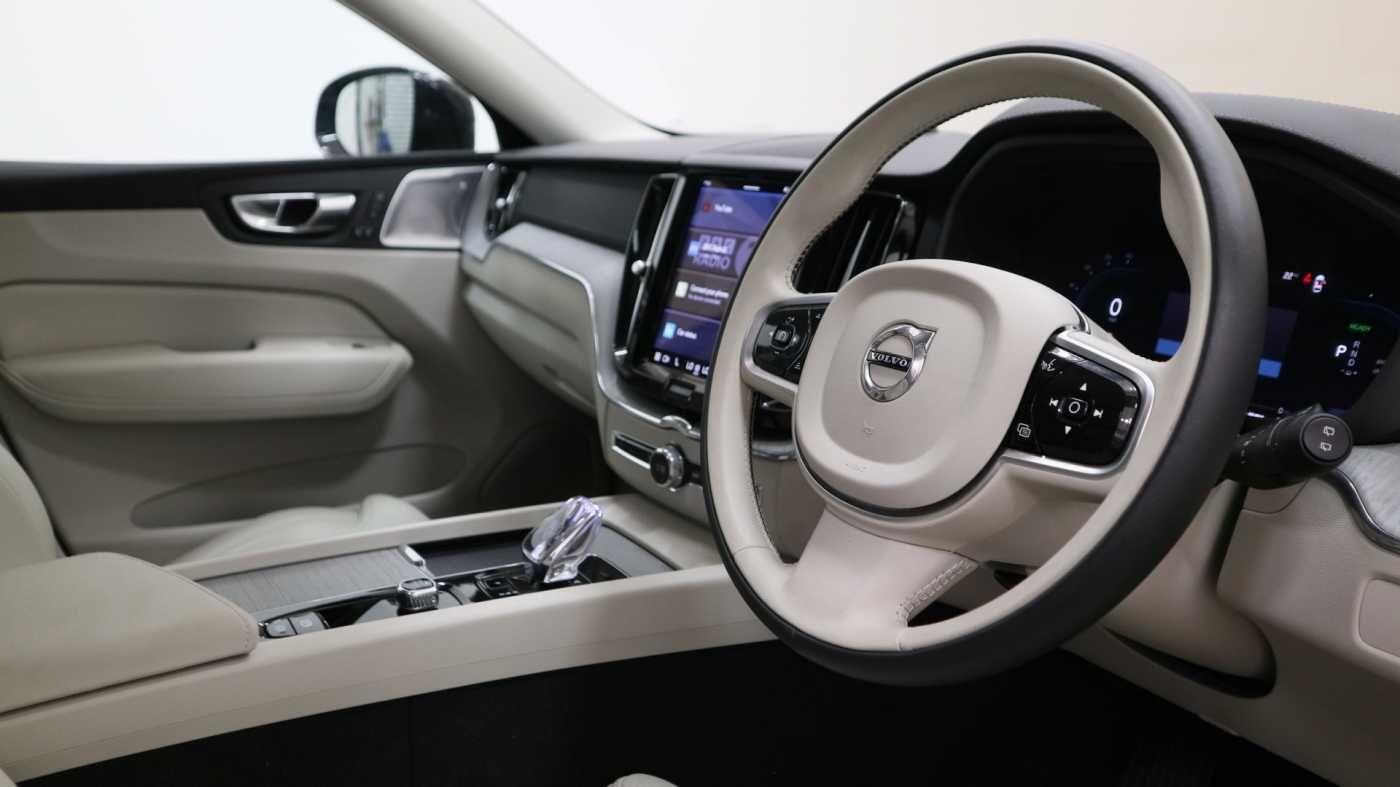 Used Volvo XC60 2024 for sale - 76071931: Photo 10