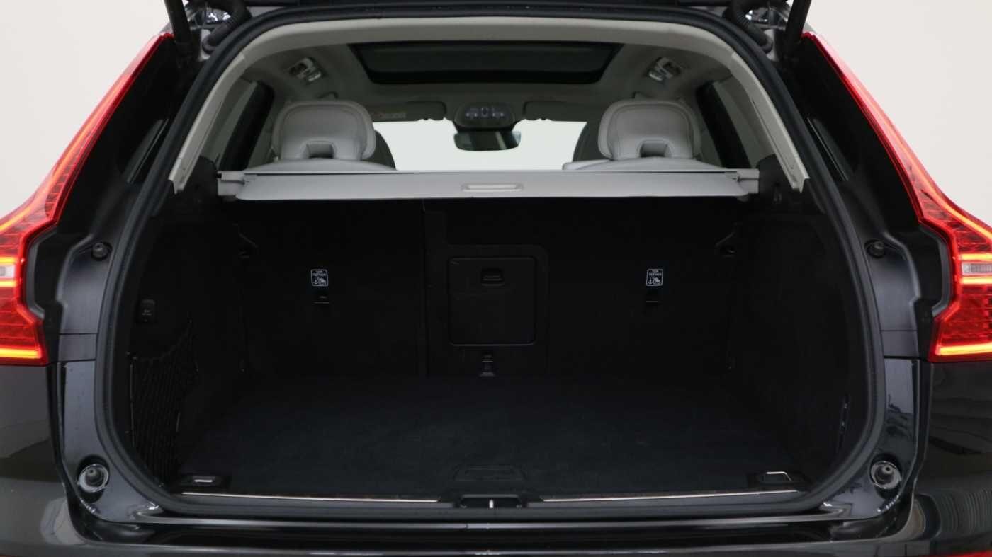 Used Volvo XC60 2024 for sale - 76071931: Photo 15