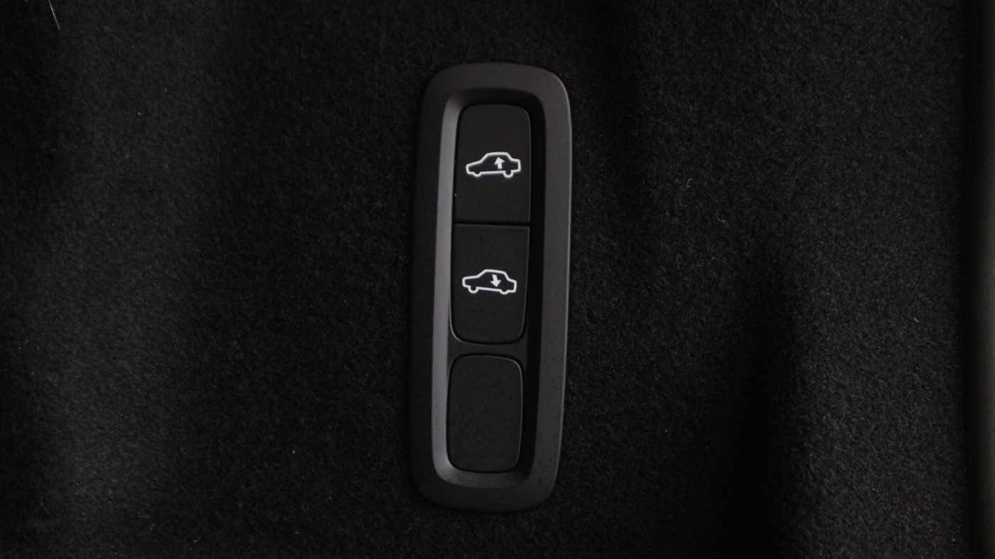 Used Volvo XC60 2024 for sale - 76071931: Photo 21
