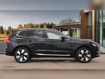 Used Volvo XC60 2024 for sale - 76071931: Photo 2