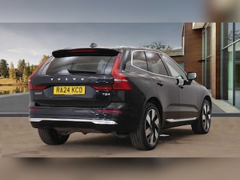 Used Volvo XC60 2024 for sale - 76071931: Photo 4