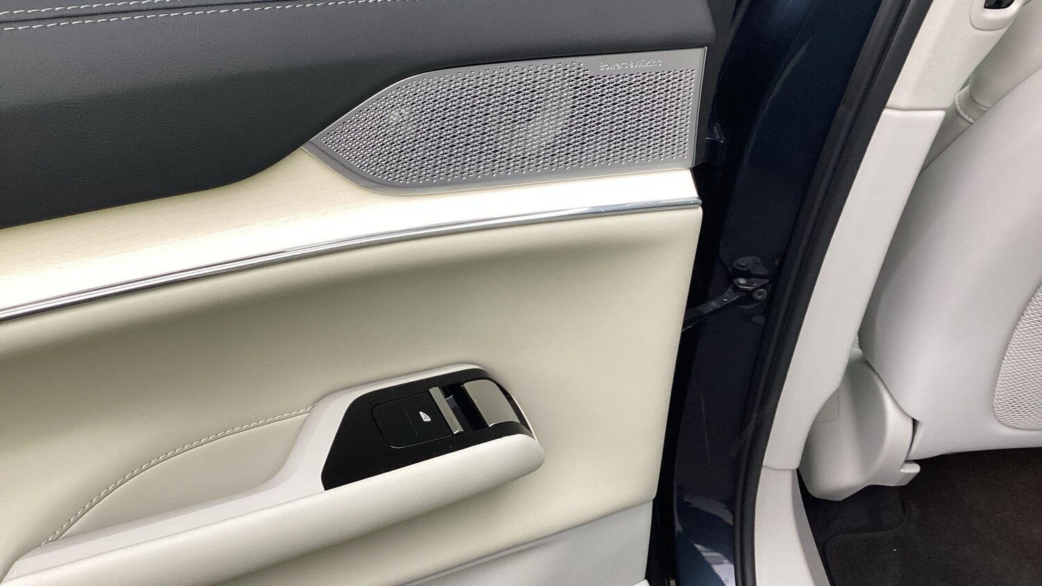 Used Volvo EX90 for sale - 77538389: Photo 50