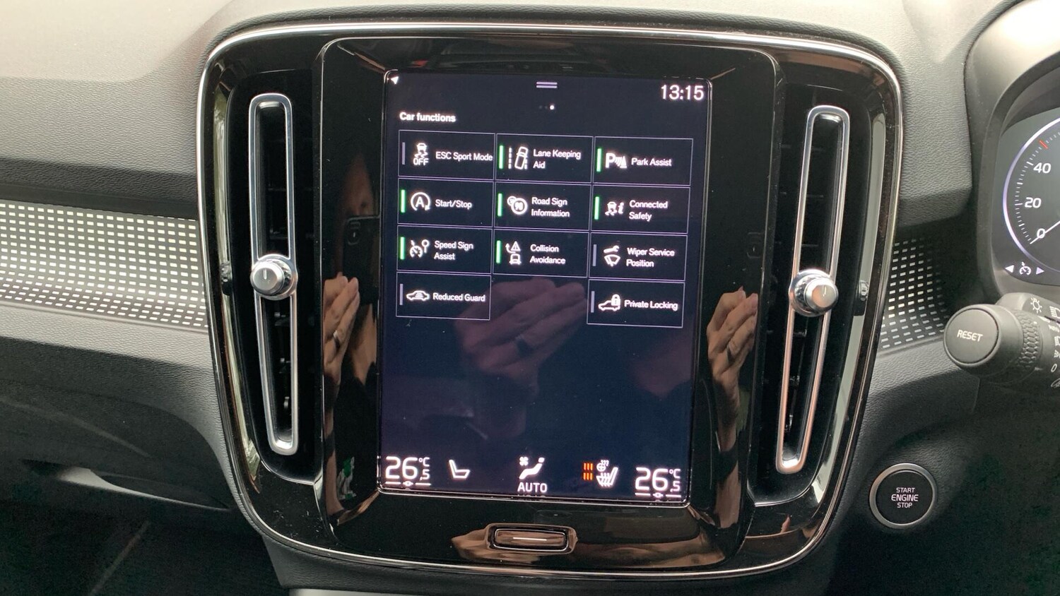Used Volvo XC40 2022 for sale - 76071729: Photo 17