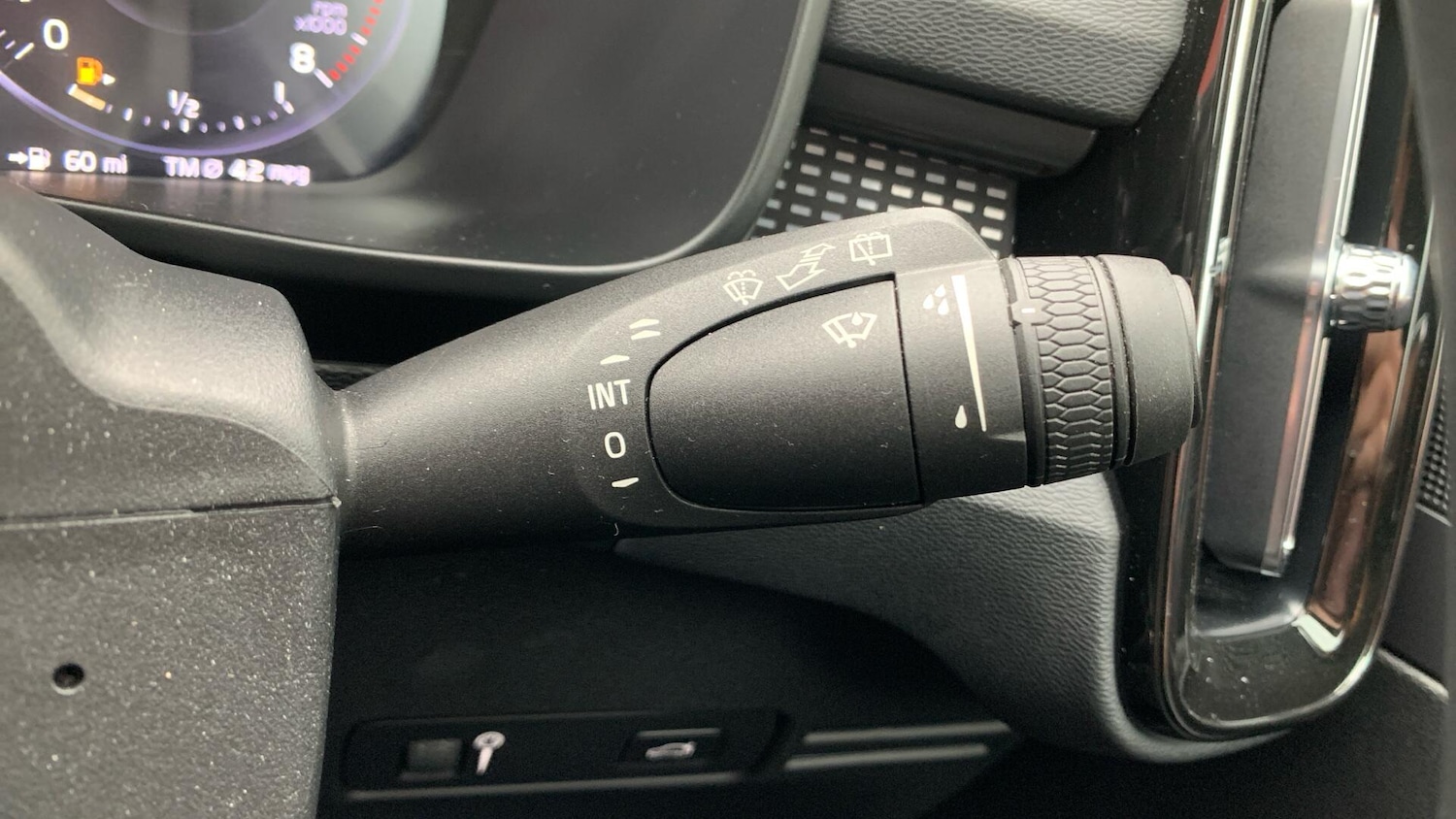 Used Volvo XC40 2022 for sale - 76071729: Photo 23