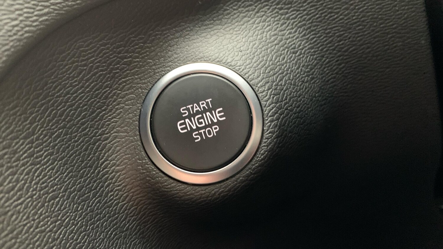 Used Volvo XC40 2022 for sale - 76071729: Photo 27