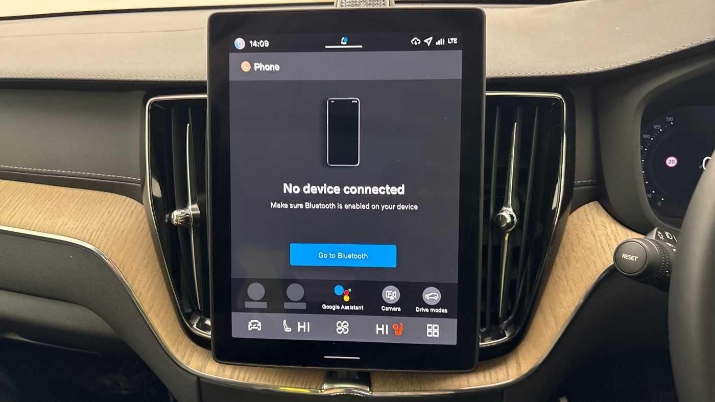 Used Volvo XC60 2025 for sale - 77564590: Photo 32