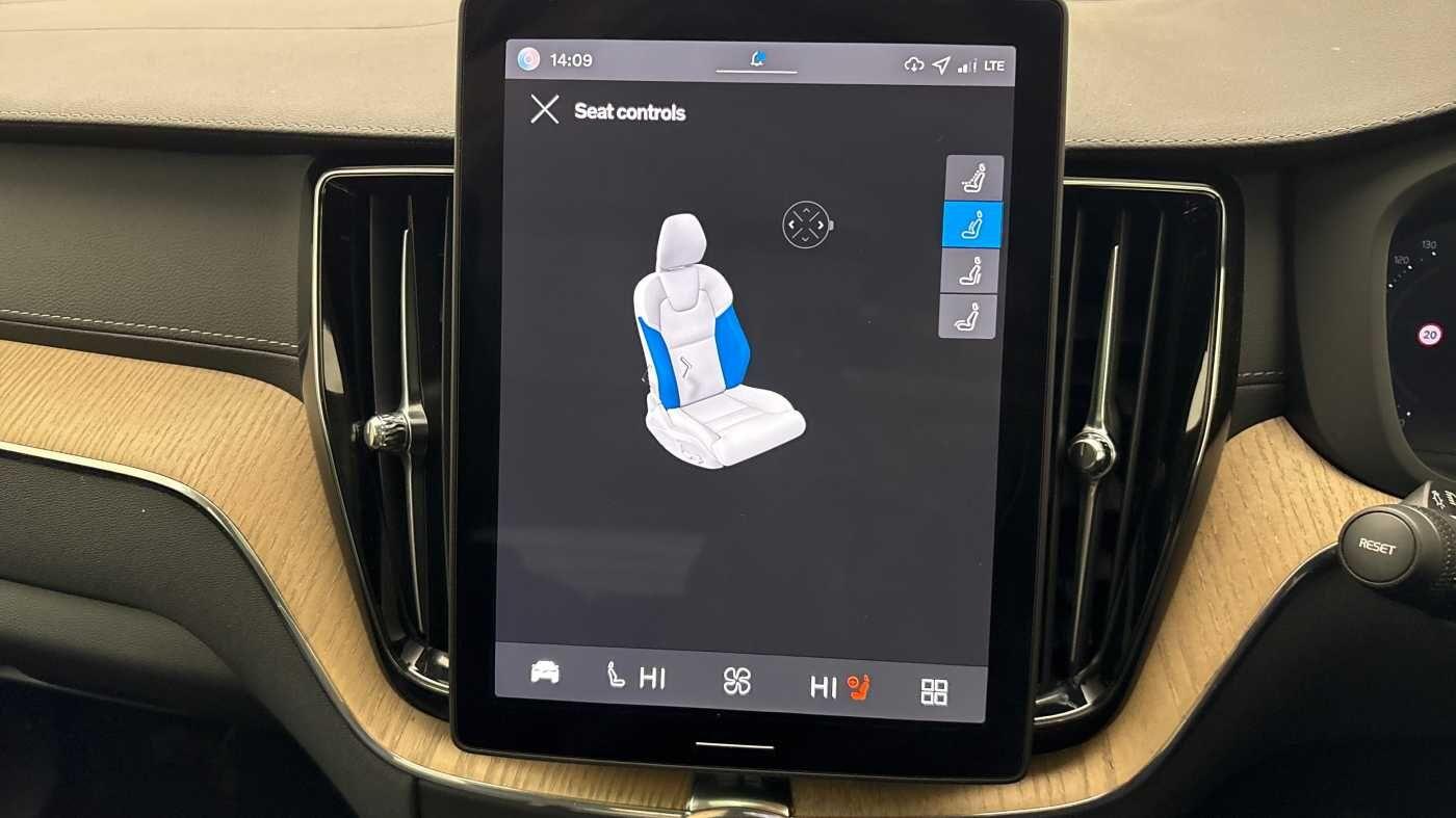 Used Volvo XC60 2025 for sale - 77564590: Photo 36