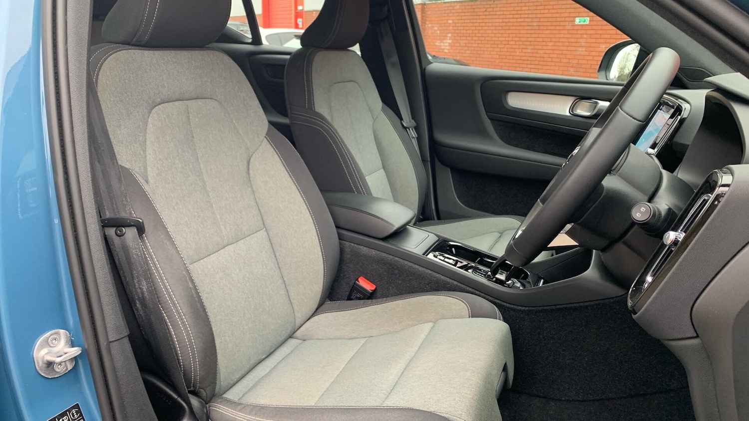 Used Volvo XC40 2023 for sale - 77625964: Photo 31