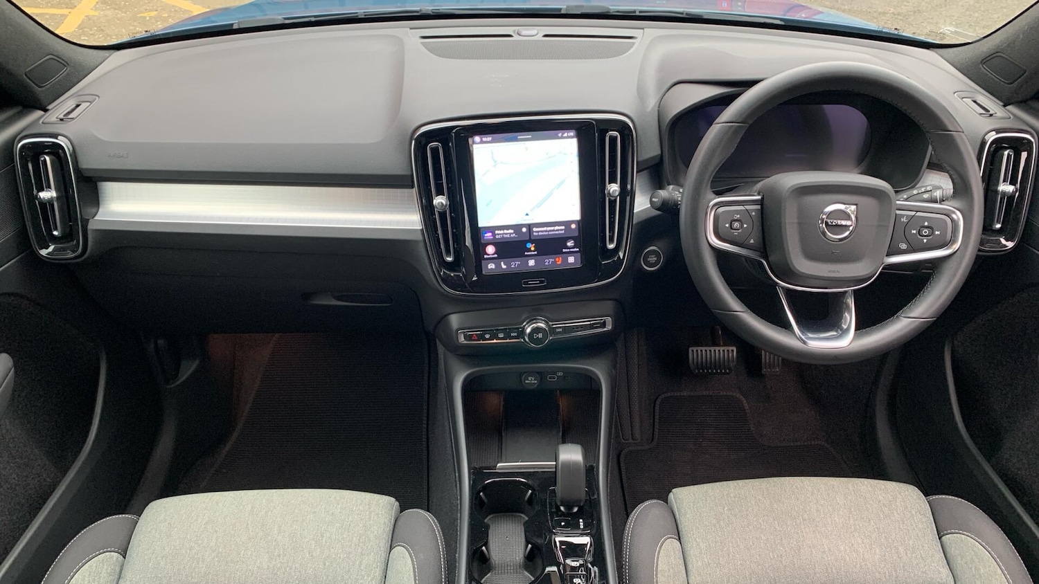 Used Volvo XC40 2023 for sale - 77625964: Photo 5