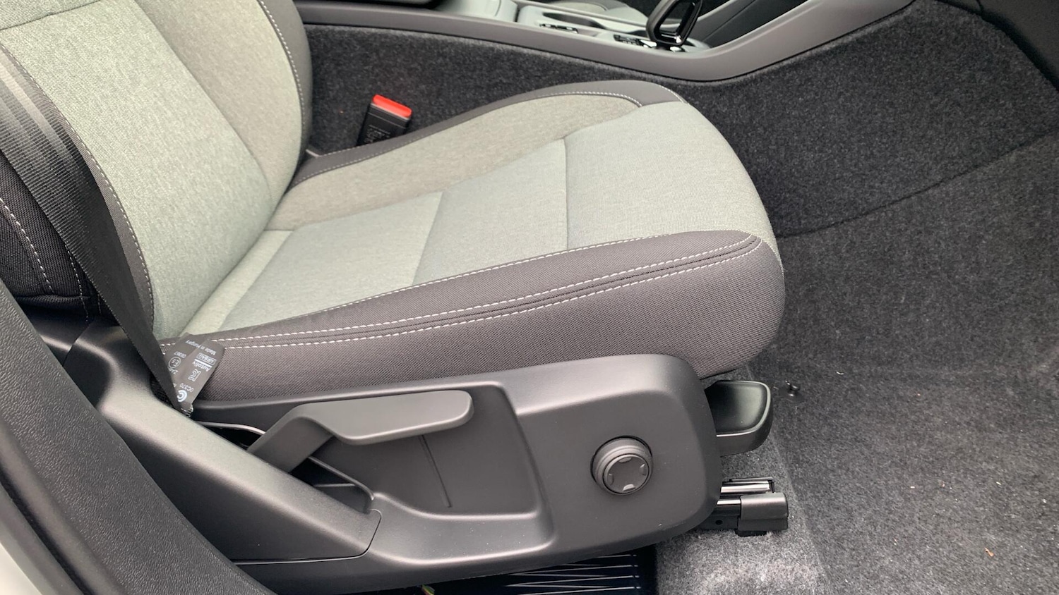 Used Volvo XC40 for sale - 77242611: Photo 31