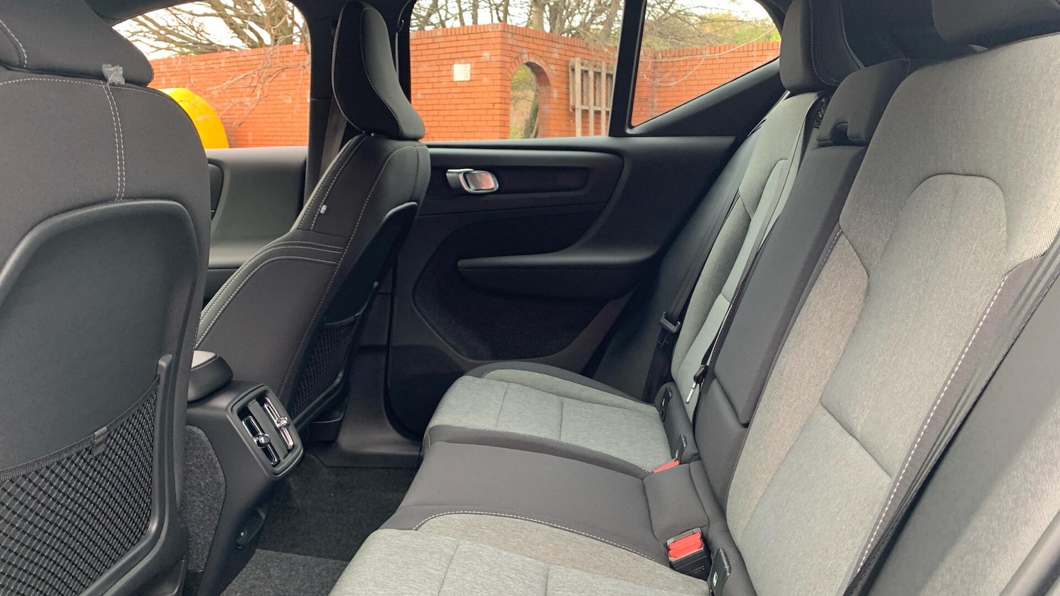 Used Volvo XC40 for sale - 77242611: Photo 34