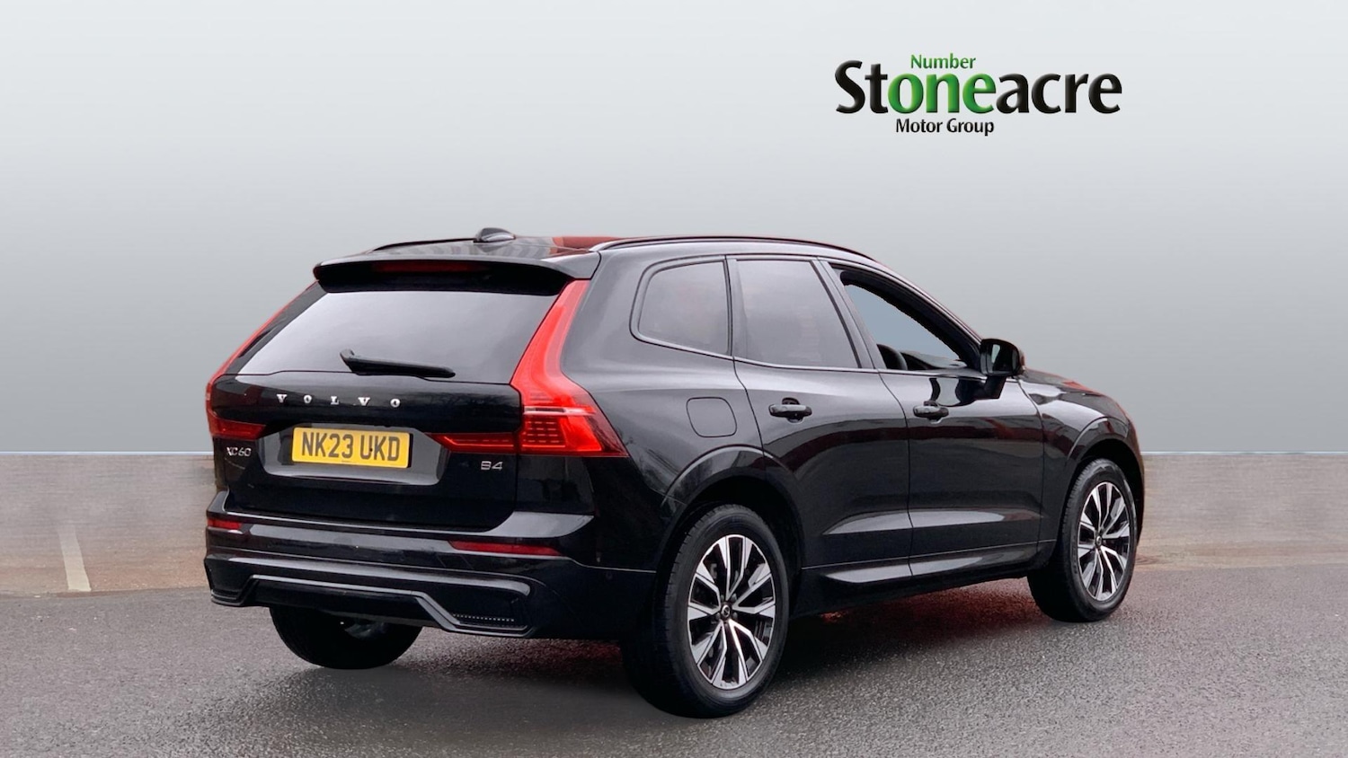 Used Volvo XC60 2023 for sale - 77468258: Photo 2