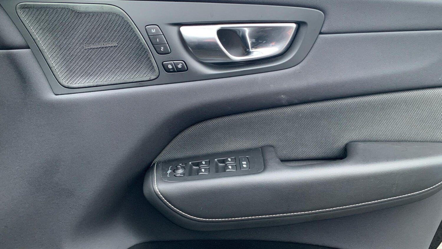 Used Volvo XC60 2023 for sale - 77468258: Photo 29